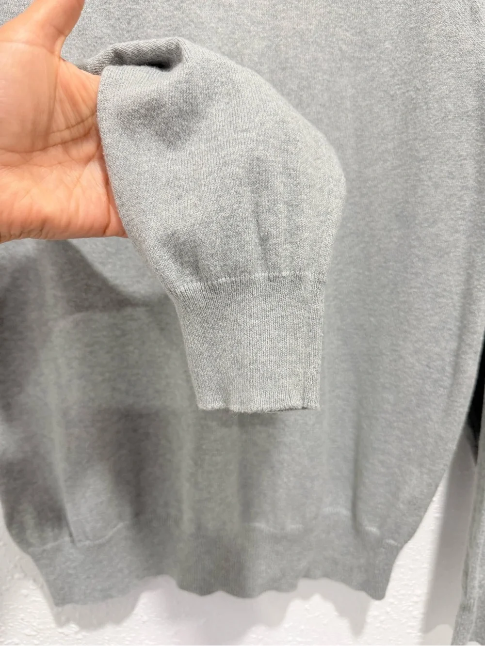 J. Crew cotton cashmere Men's Gray V-Neck Sweater M
